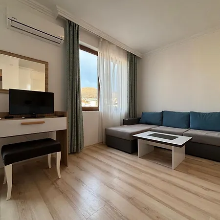 Quiet In Olymp Apartment *